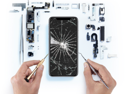 Cracked iPhone screen before repair